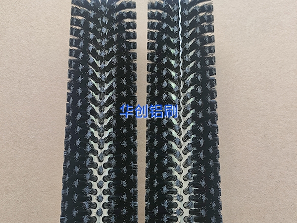 鋼絲刷輥如何選購？有哪些技巧？